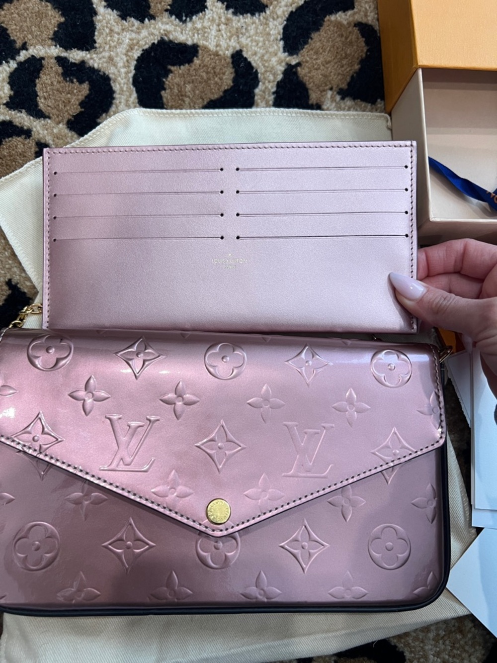 Louis Vuitton Pochette Felice Metallic rose gold Monogram Crossbody Clutch - Picture 7 of 8